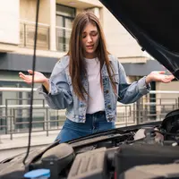 Ilustrasi Mobil Mogok Credit: Freepik.com