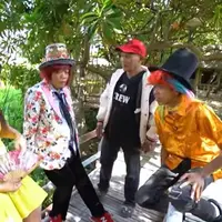 Beberapa waktu lalu, sempat terdengar kabar Pak Tarno bangkrut. Selain itu, ia juga mengaku beberapa kali ditipu manajernya hingga rugi ratusan juta rupiah. Berikut potret rumah dan tempat usaha Pak Tarno. [Youtube/TRANS7 OFFICIAL]