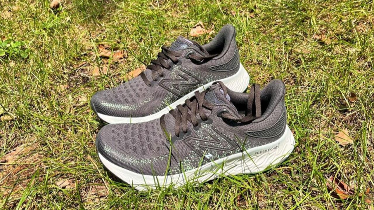 Panduan Memilih Sepatu Lari Terbaik untuk Wanita di 2025