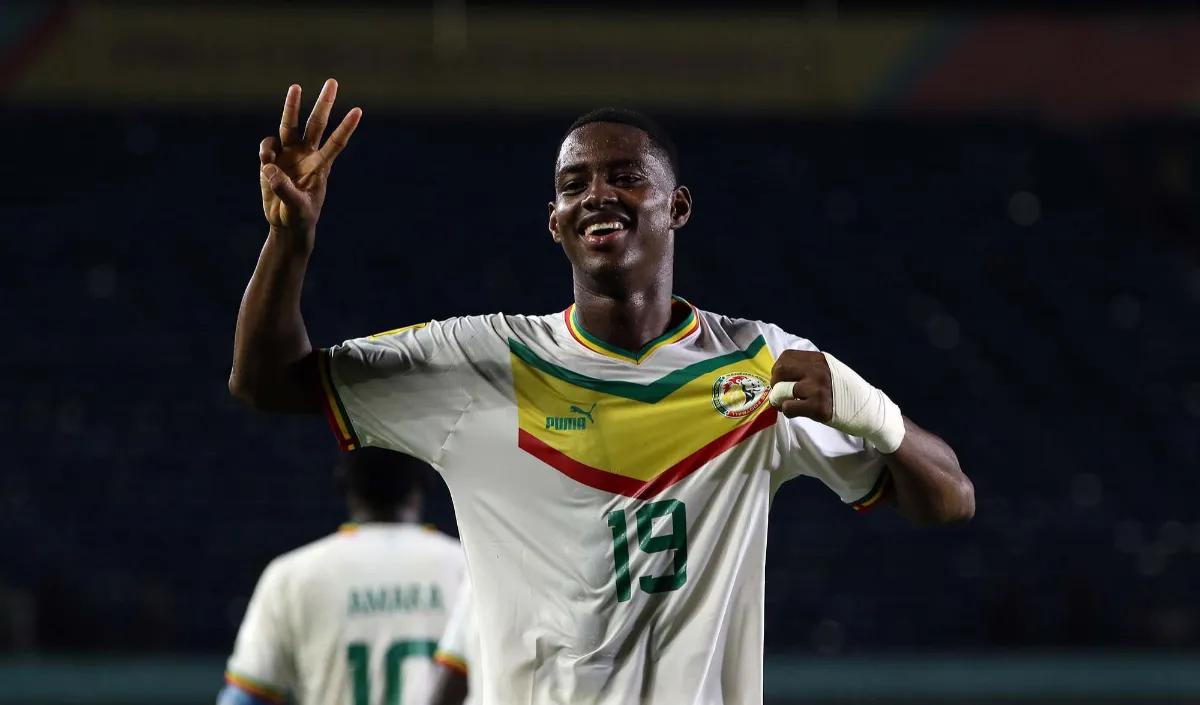 Serigne juga mengaku senang dan mengucapkan selamat kepata Idrissa Gueye yang mencetak hattrick.<br>