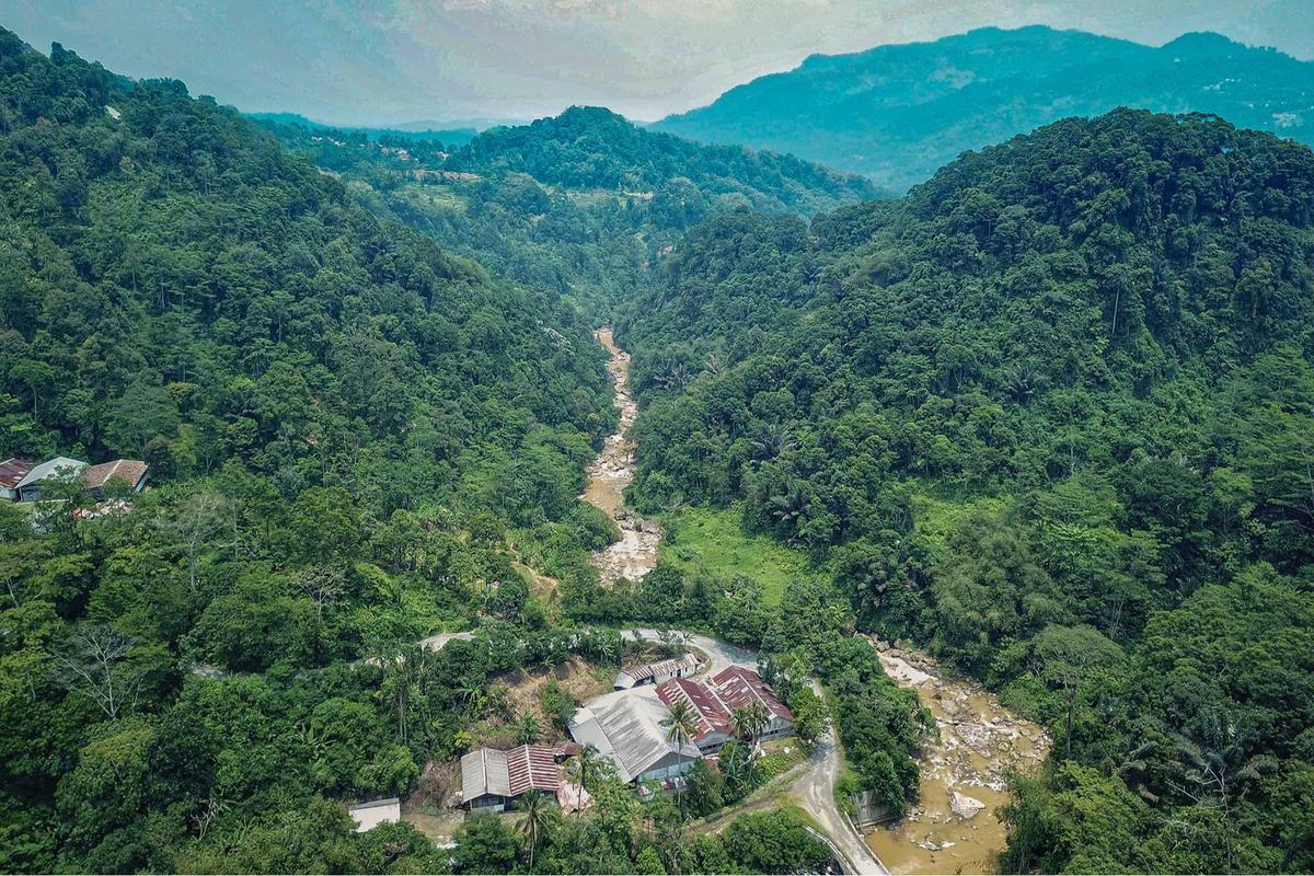 FOTO:  Melihat Aktivitas di Tambang Emas Pongkor dengan Target  1 Ton Emas