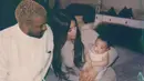 Chicago West lahir pada bulan Januari, sementara Stormi lahir di bulan Februari. Terakhir, True hadir ke dunia pada bulan April. (instagram/kimkardashian)