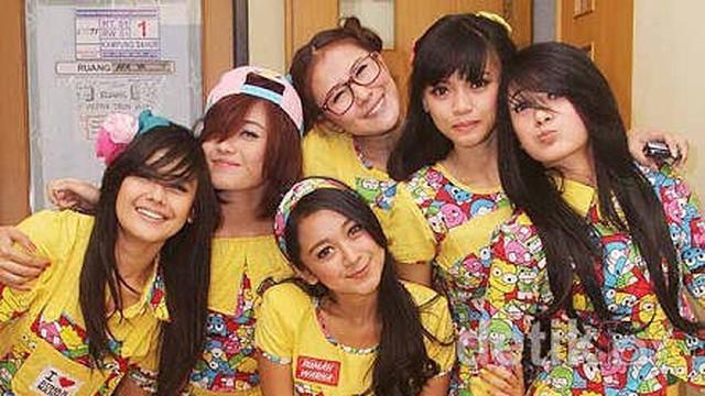 6 Artis Ini Mengidap Skoliosis, Perjuangannya untuk Sembuh Bikin Salut