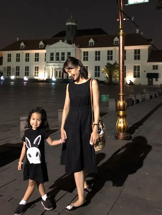 (Instagram/artikasaridevi)