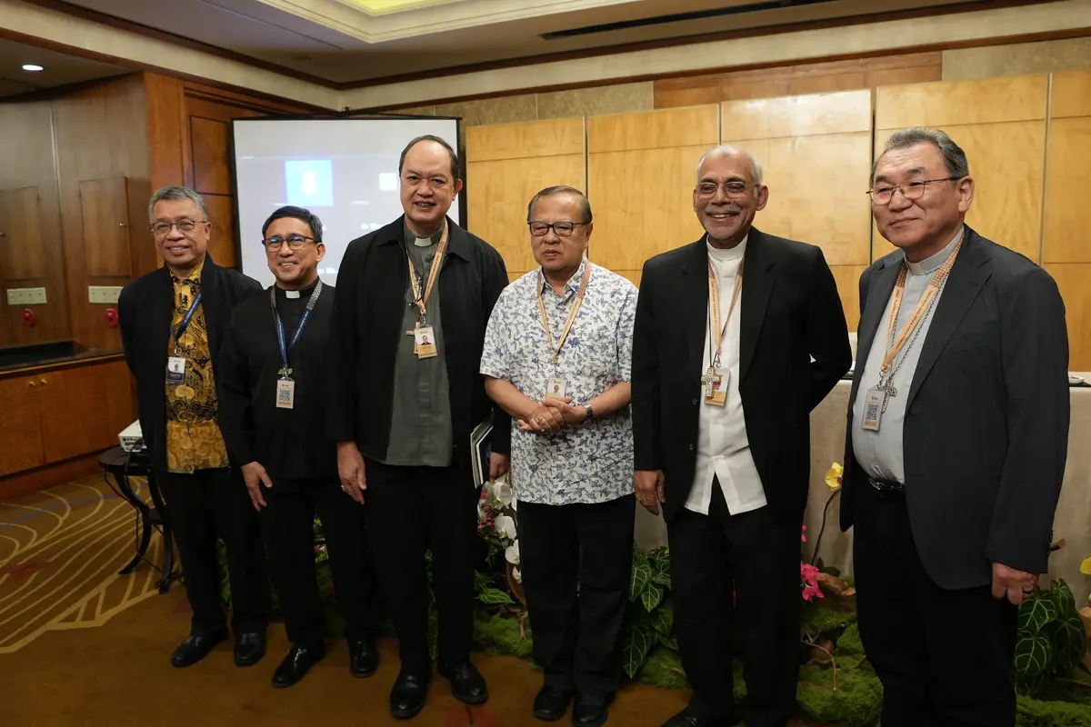 120 kardinal dan uskup dari seluruh Asia menghadiri Sidang Pleno XII Federasi Konferensi Uskup Asia (FABC) di Jakarta