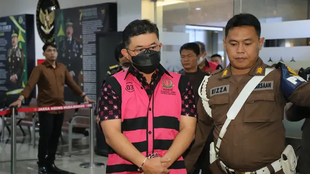 Posisi Para Tersangka dalam Perkara Impor Gula 