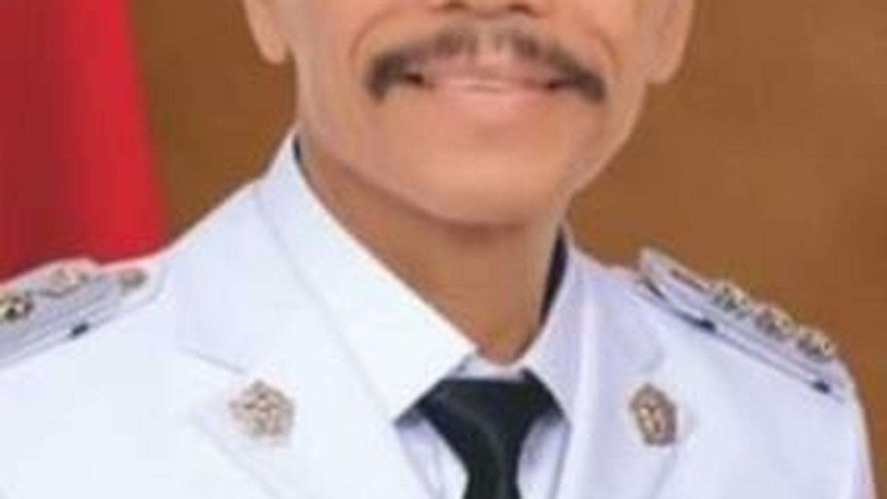 Kegaduhan akibat viralnya video tersebut mendapat respons dari Bupati Lima Puluh Kota Safaruddin. Dia memanggil kembali Kepala Dinas Pendidikan dan Kebudayaan Lima Puluh Kota, Ketua PGRI, Pengawas Sekolah, Camat Akabiluru, dan Kepala Sekolah 07 Sariak Law