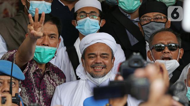 Datangi Polda Metro Jaya, Rizieq Shihab Diperiksa Sebagai Tersangka