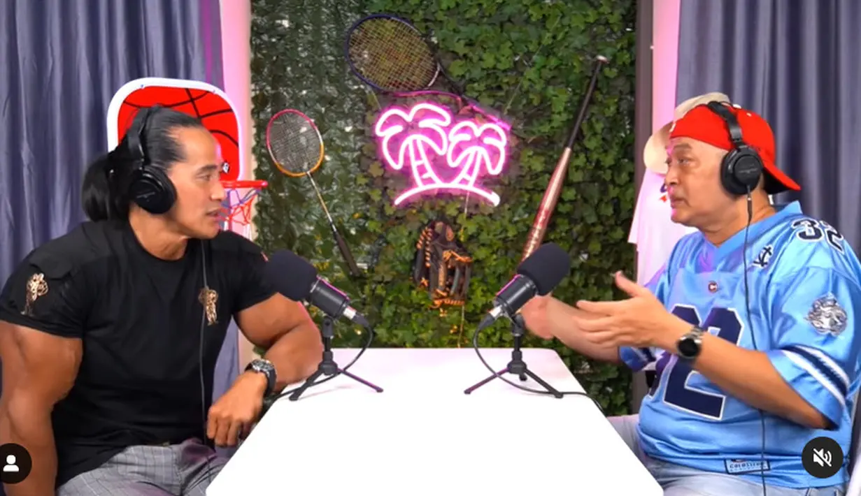 Belum lama ini, Ade Rai bahkan masih bertemu Donny Kesuma membuat konten podcast. "Beberapa bulan lalu ketika sempat berpartisipasi men support PODCAST donny COD @richardbuntario," tuturnya. (Foto: Instagram/ ade_rai)