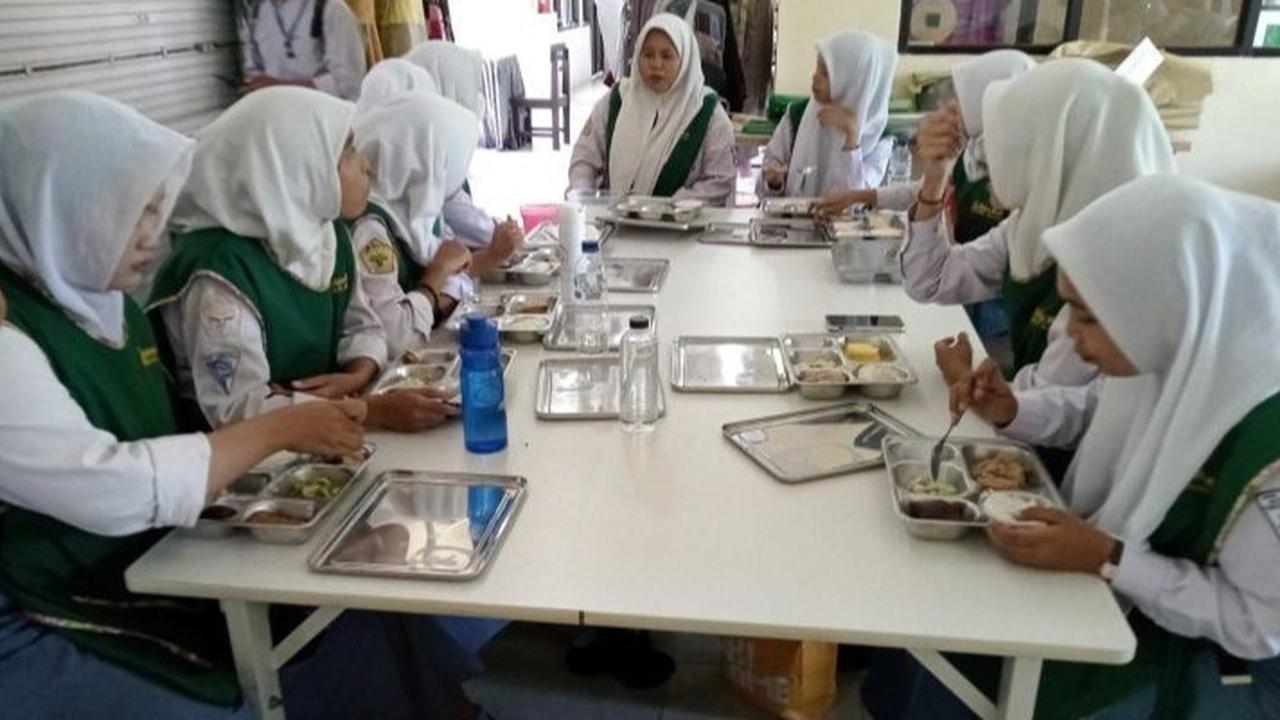 Istana Tepis Kantin Sekolah Rugi Karena MBG, Ini Penjelasannya
