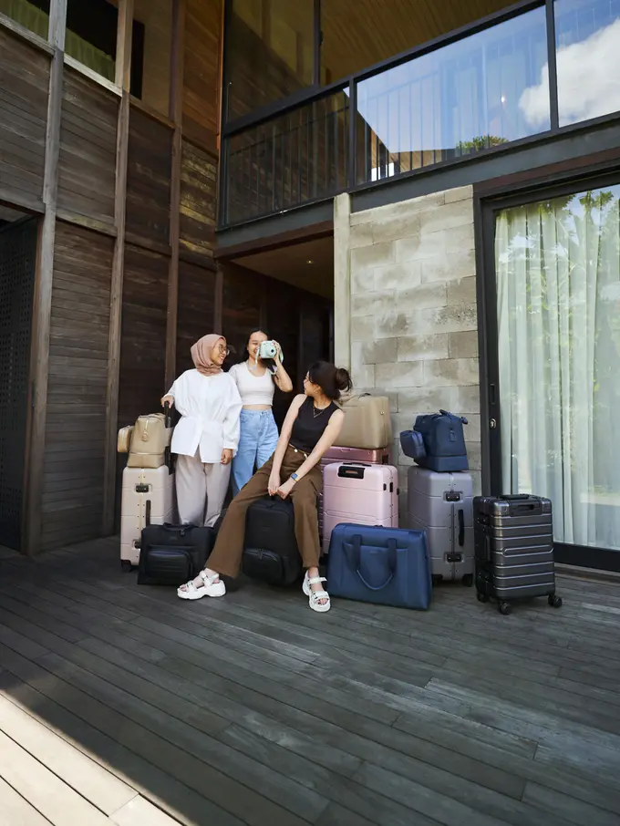 Berburu Tas hingga Koper Sesuai Kebutuhan Travelling di Flagship Store Pertama Baller