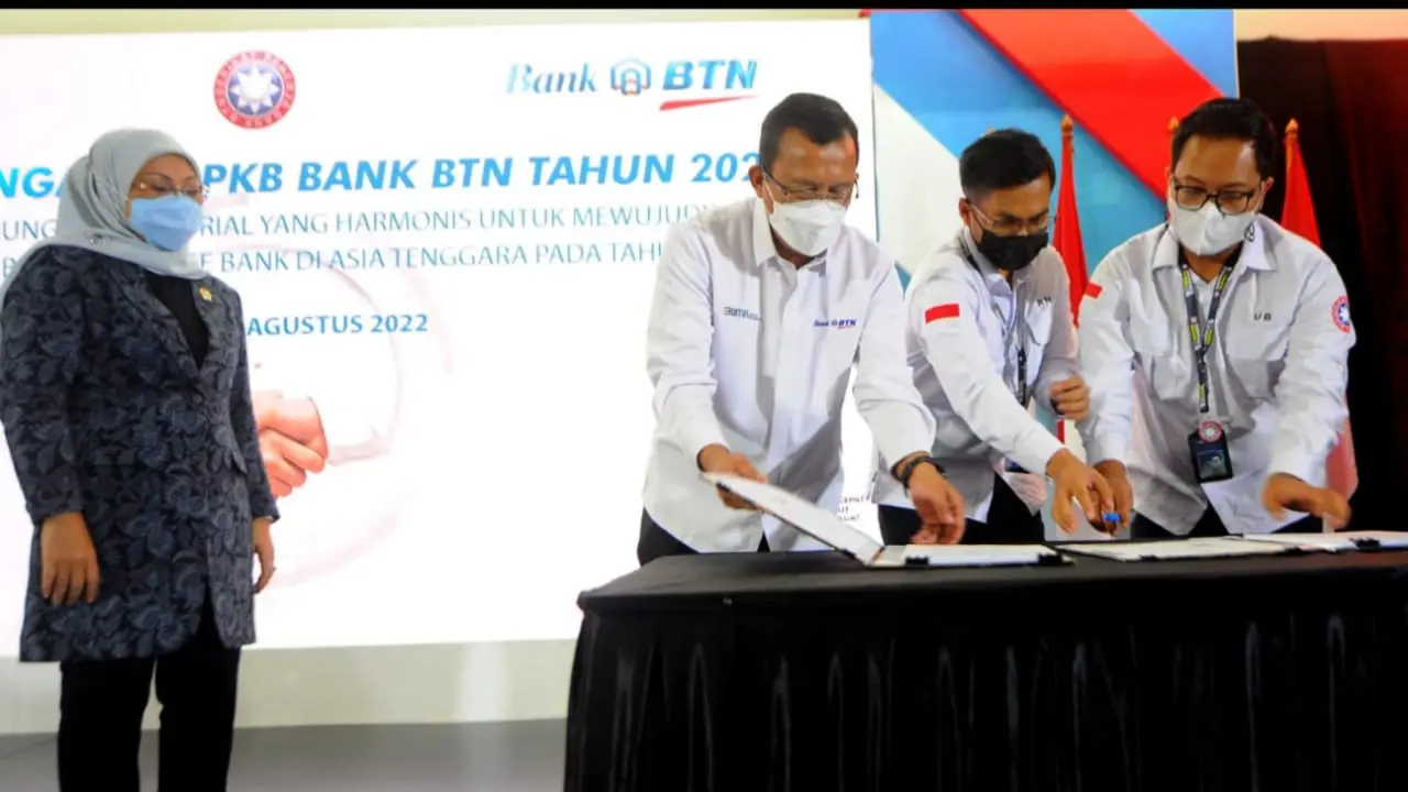 Menteri Ketenagakerjaan (Menaker) Ida Fauziyah mengapresiasi penandatanganan Perjanjian Kerja Bersama (PKB) antara Manajemen dan Serikat Pekerja (SP) BTN