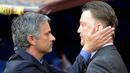 Kepergian Louis van Gaal, membuat MU terus dikaitkan dengan mantan pelatih Chelsea, Jose Mourinho. Hampir seluruh media di dunia mengabarkan jika "The Special One" jadi kandidat utama untuk menduduki kursi panas di Old Trafford. (AFP/Pedro Armestre)