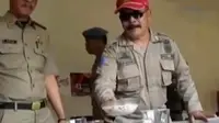 VIDEO: Razia Warung Makan di Tasikmalaya, Warga Kabur Tanpa Bayar