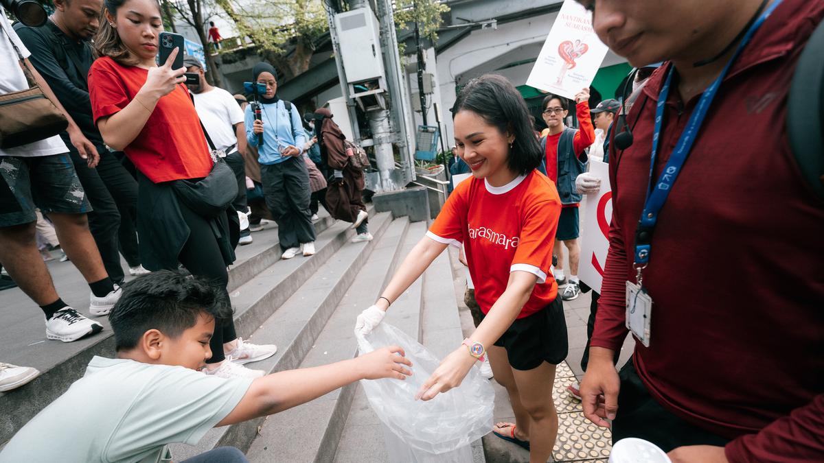 Lari Sambil Jaga Lingkungan, Andien Aisyah Hidupkan Semangat Plogging di Indonesia
