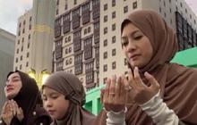 Ririn Ekawati dan Rini Yulianti Bagikan Takjil Gratis di Masjid Nabawi Saat Umrah, Intip 5 Momen Keseruannya