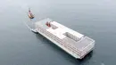 Kapal Tongkang akomodasi Bibby Stockholm tiba di Falmouth, Cornwall, Inggris, untuk menjalani pemeriksaan pada Selasa 9 Mei 2023. (Matt Keeble/PA via AP)
