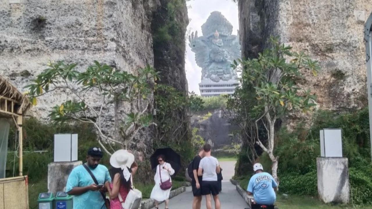 Korsel Keluarkan Travel Warning ke Pulau Bali, Kapolda: Bali Tetrap Aman untuk Wisatawan