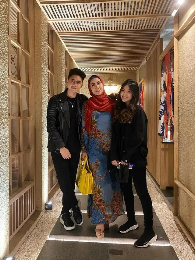 Bantah Berpacaran, Ini 6 Momen Kedekatan Athalla Naufal dan Shannon Wong