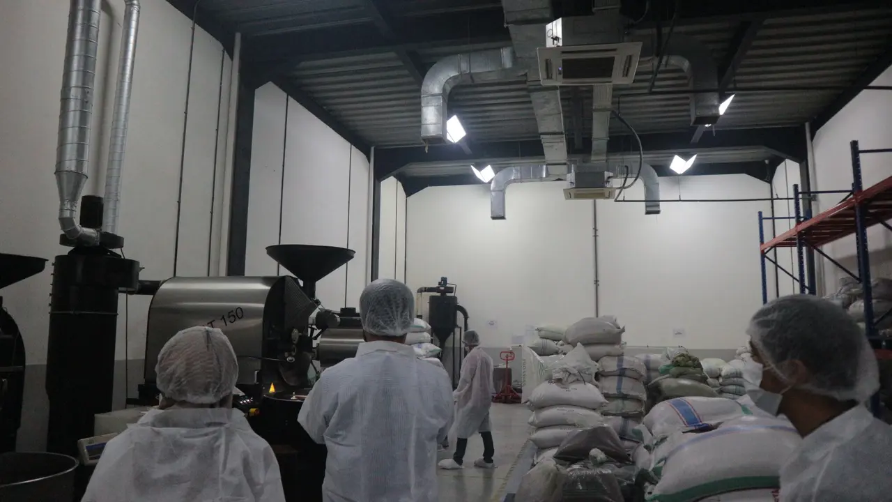 Pabrik Roasting Kopi Common Grounds