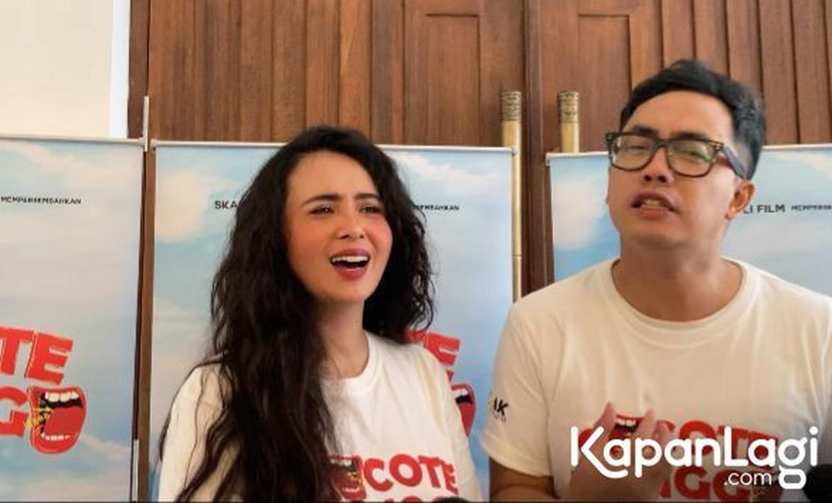 Ayushita dan Dennis Adhiswara Jadi Gunjingan Tetangga karena Belum Punya Keturunan
