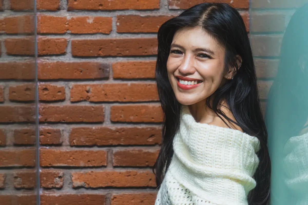 wanita februari disukai banyak orang