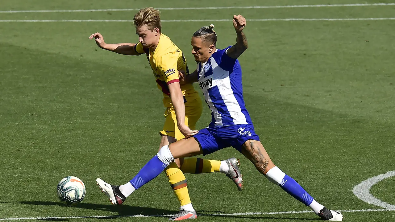 FOTO: Barcelona Pesta Gol ke Gawang Alaves