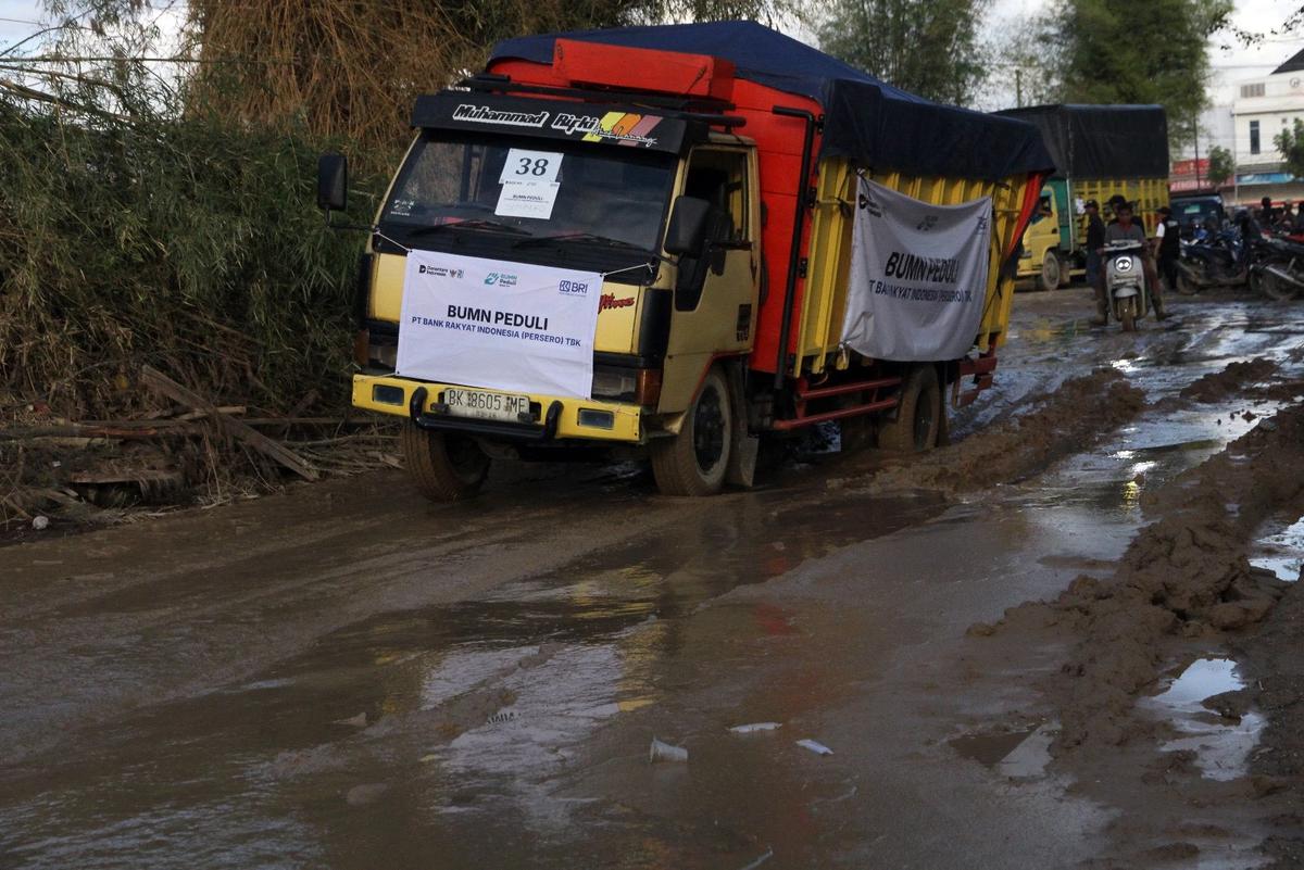 Relawan BRI Peduli Terjun Langsung ke Lokasi Bencana Aceh Tamiang, Salurkan Bantuan dan Percepat Pemulihan Pasca Bencana