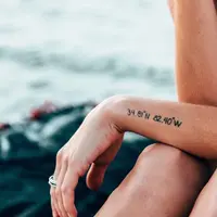 Ilustrasi tato. Sumber foto: unsplash.com/Cody Black.