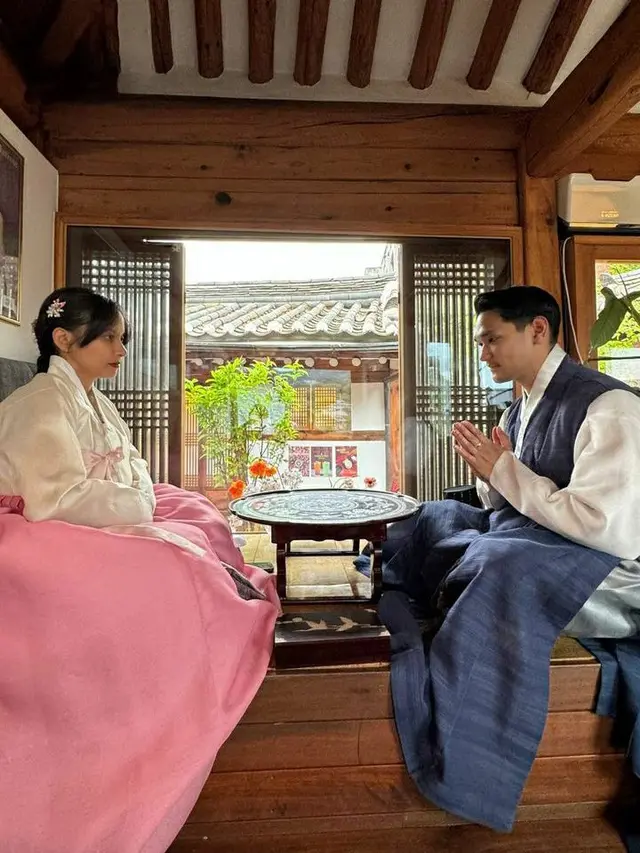 7 Potret Afgan Liburan ke Korea Selatan, Tampil Bak di Zaman Joseon