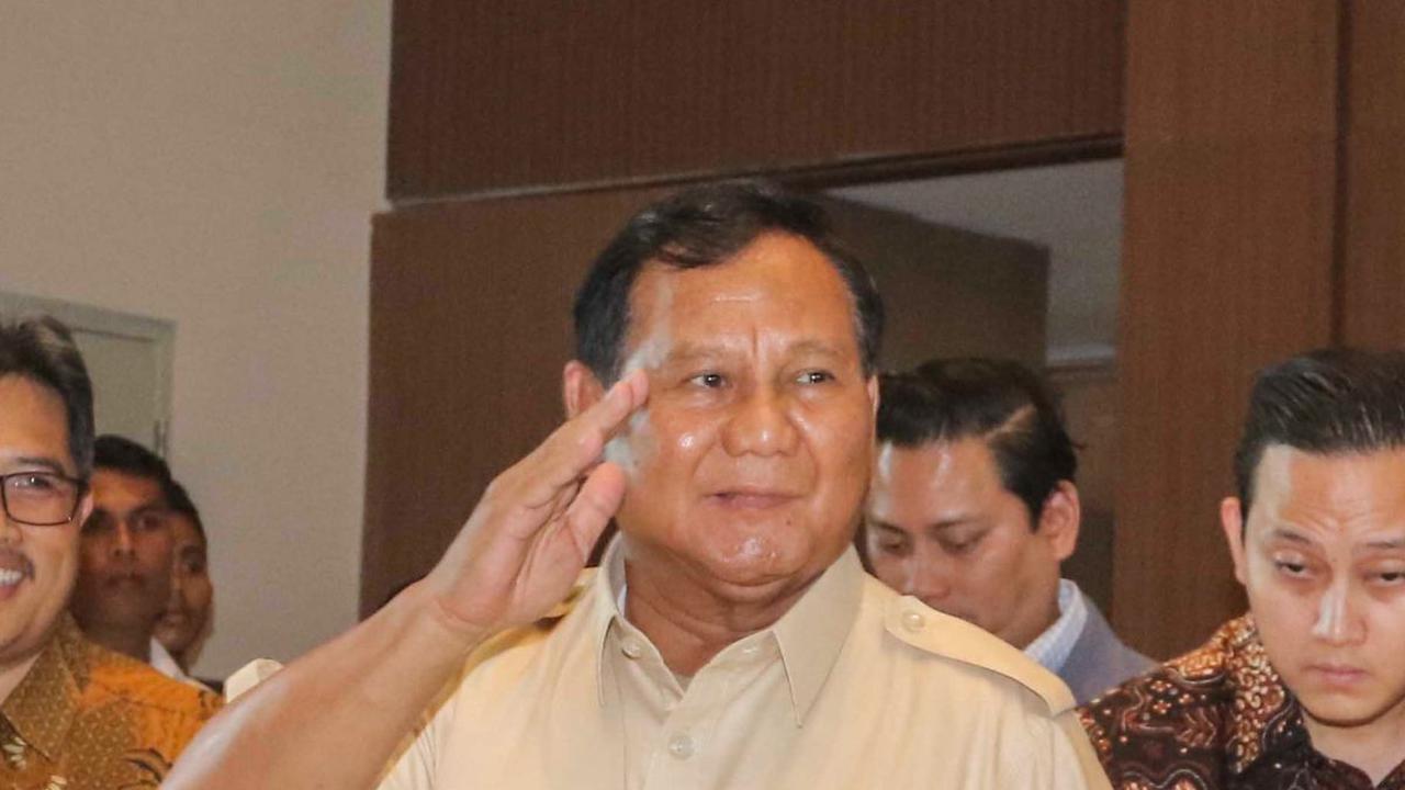 FOTO: Momen Prabowo Bertemu Konferensi Waligereja Indonesia, Sepakat Pemilu Jujur, Adil, dan Rukun