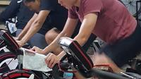 Atlet Pelatnas Balap Sepeda melakukan latihan di tengah pandemi corona.