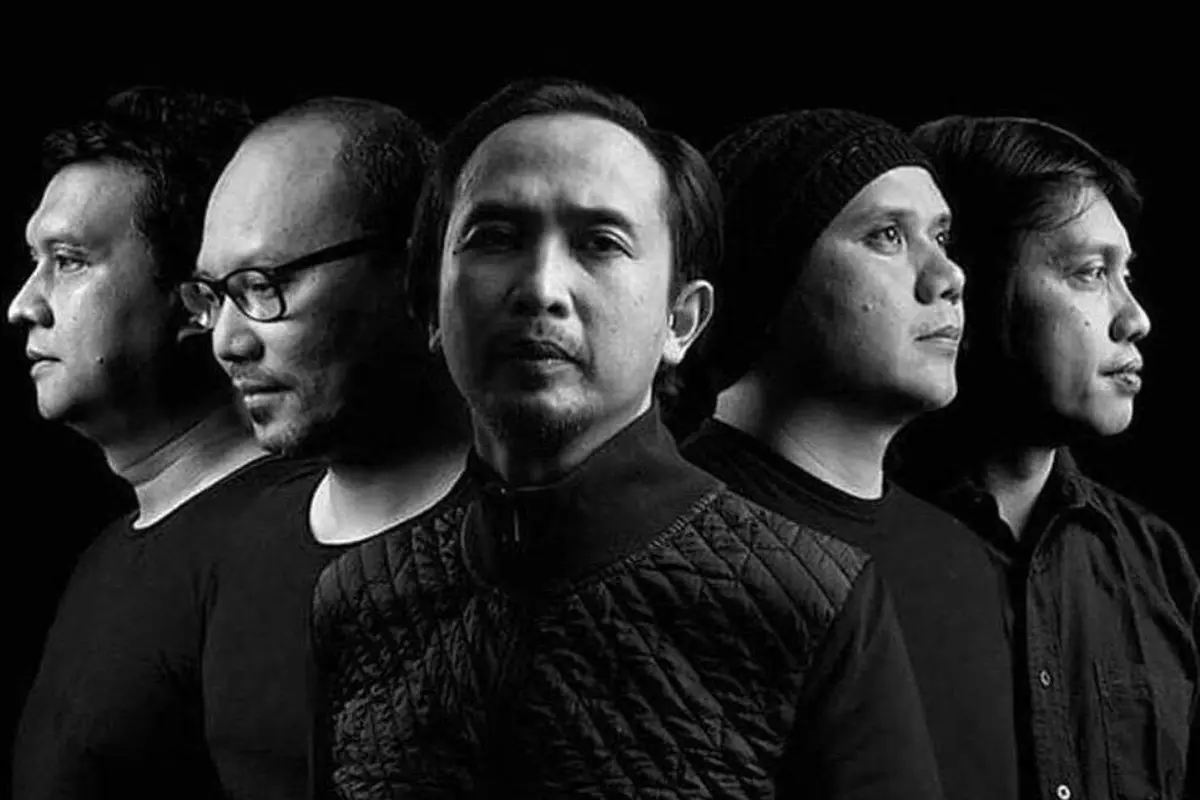 Grup band Padi kini merambah akting di layar kaca.
