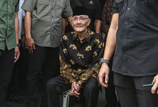 Wakil Presiden Republik Indonesia ke-6, Try Sutrisno. (Liputan6.com/Angga Yuniar)