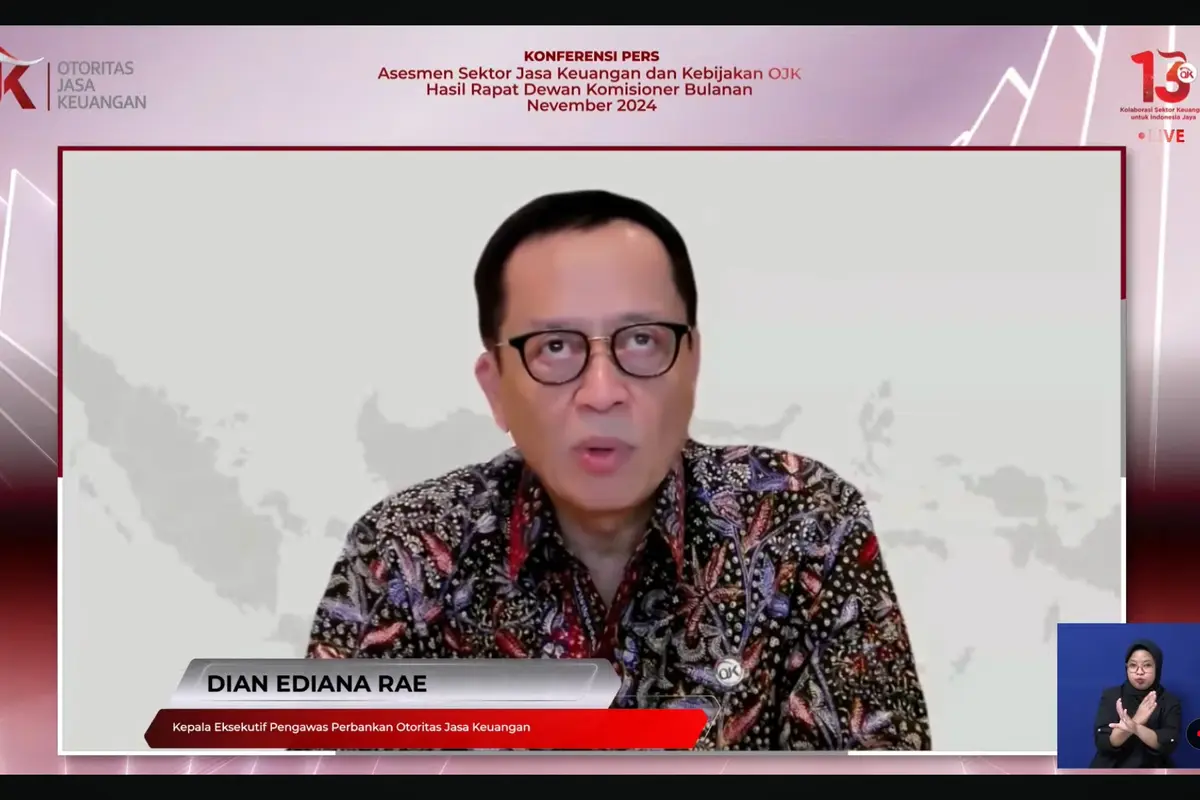Kepala Eksekutif Pengawas Perbankan Otoritas Jasa Keuangan (OJK), Dian Ediana Rae, berkomentar soal aturan Pajak Pertambahan Nilai (PPN) 12%. (Tira/Liputan6.com)