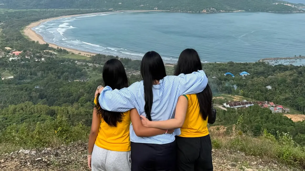 Galeri Foto Annisa Yudhoyono dan Anak Jalan-jalan ke Pacitan (Instagram/@annisayudhoyono)