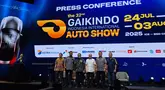Gaikindo Indonesia International Auto Show (GIIAS) 2025 digelar pada 24 Juli hingga 3 Agustus 2025. Pameran otomotif terbesar di Indonesia yang berlangsung di ICE BSD, Tangerang, ini akan menghadirkan mobil-mobil yang baru diluncurkan. (Liputan6.com/Arief Aszhari)