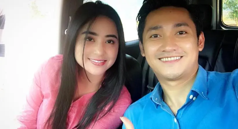 Dewi Perssik dan suami, Angga Wijaya. (istimewa)