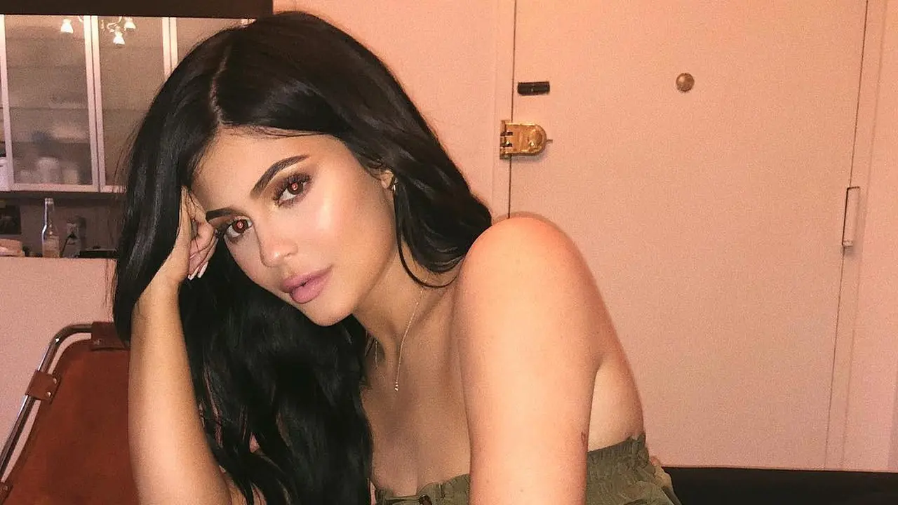 [Bintang] Kylie Jenner