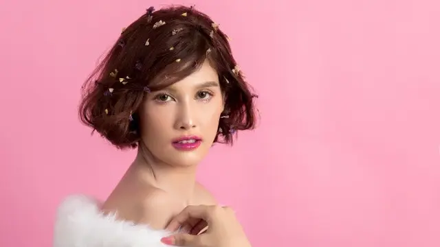 Model Potongan Rambut untuk Wajah Kecil Mungil (Foto: Meta AI)