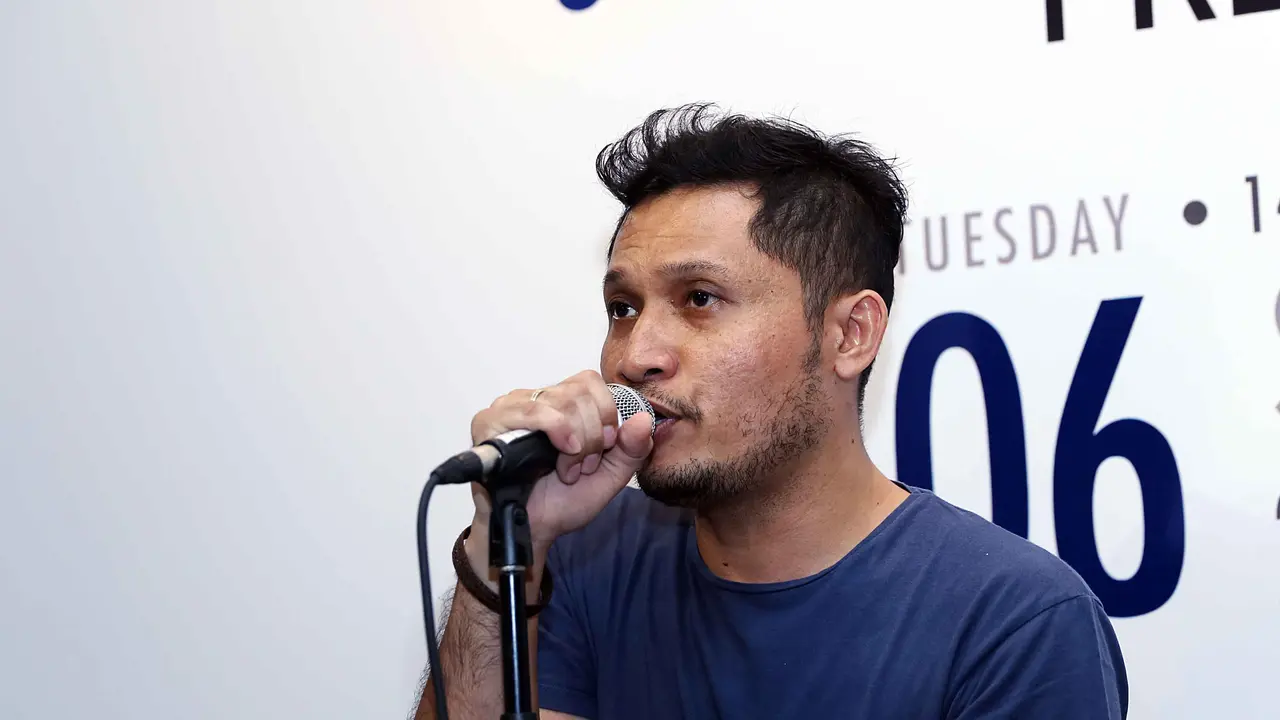 [Bintang] Dedi (Andra And The Backbone)