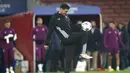 Pasukan Diego Alonso tersebut baru memiliki dua poin dari tiga laga. (Adam Davy/PA via AP)