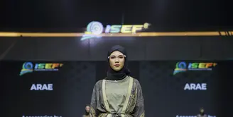 Indonesia Sharia Economic Festival (ISEF) 2021 telah sukses digelar oleh Bank Indonesia bersinergi dengan Indonesian Fashion Chamber dan Indonesia Halal Lifestyle Centre (IHLC) sejak 27-30 Oktober 2021 secara hybrid di Jakarta Convention Center (JCC) dan platform virtual ISEF 2021. (dok/ISEF/2021).