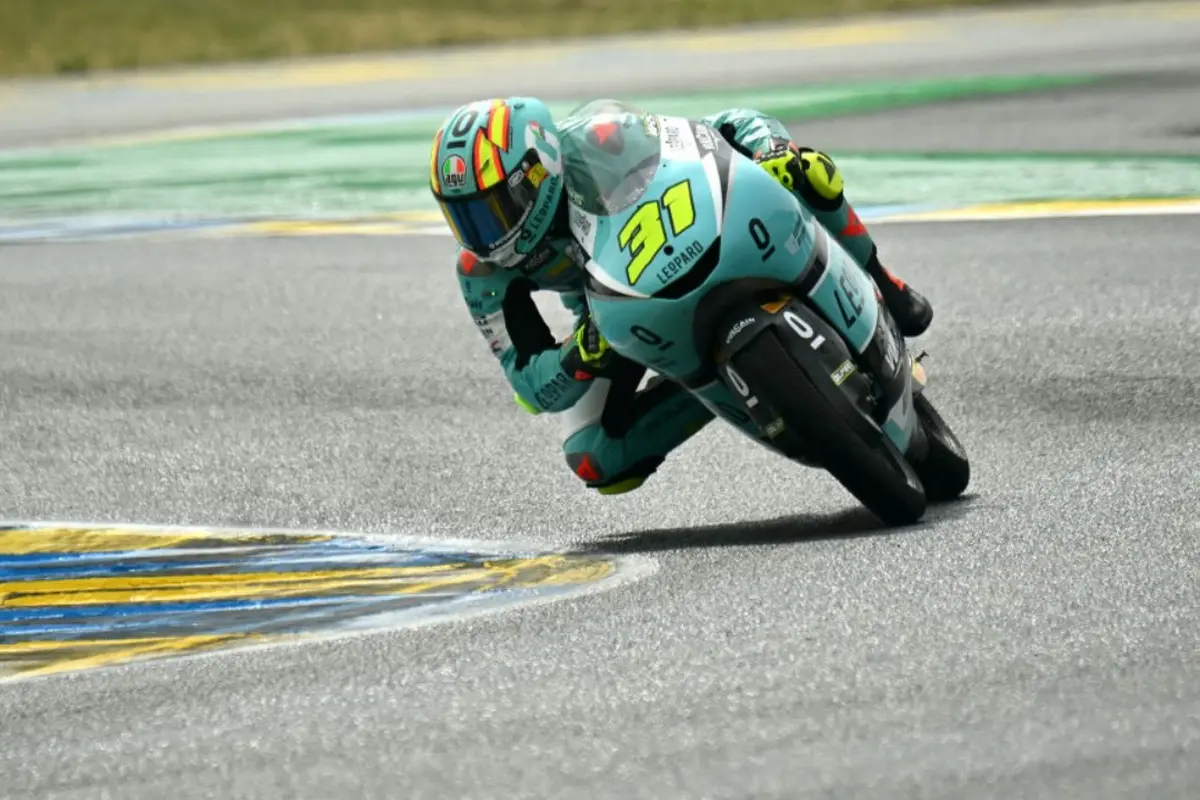 Adrian Fernandez
