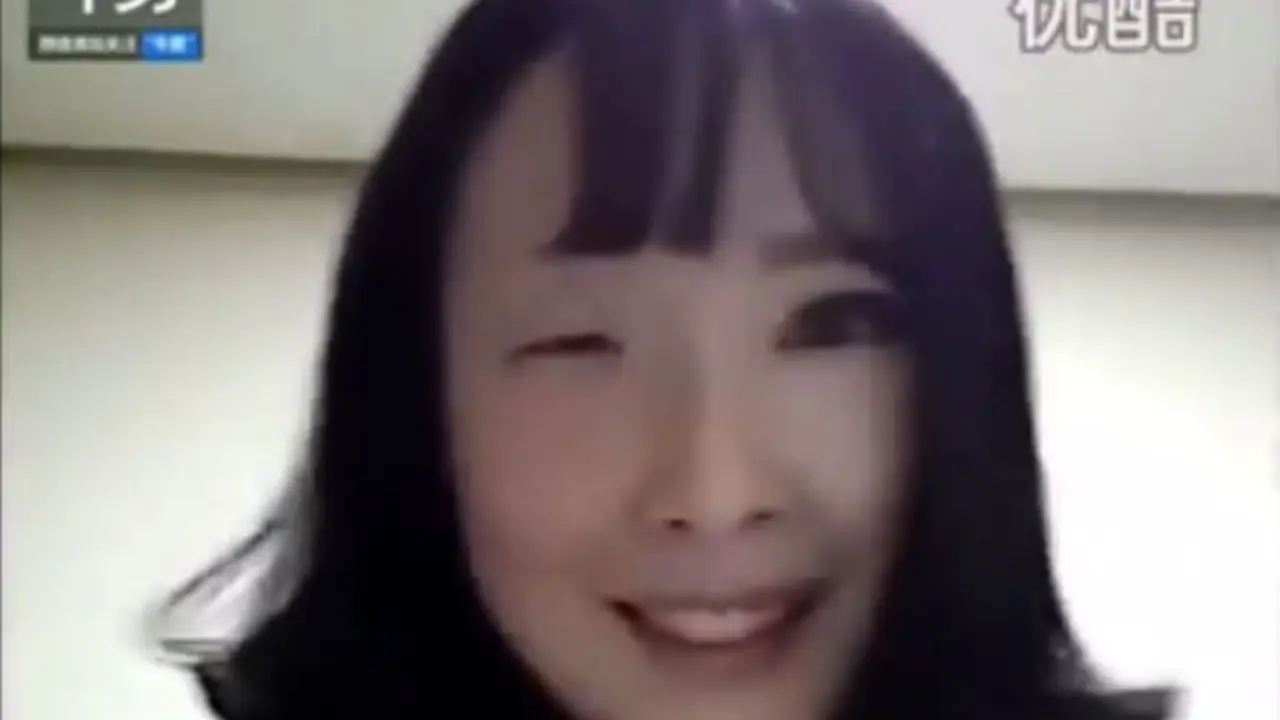 Video Cewek Korea Hapus Rias Wajah Bikin Heboh Dunia Maya