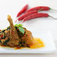 Ilustrasi ayam woku./Copyright shutterstock.com