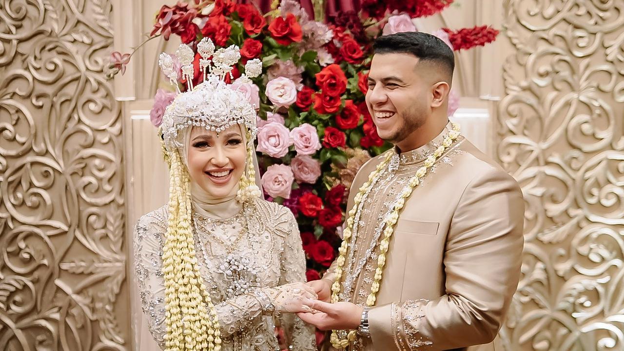 Sah Jadi Suami Istri, Intip Momen Pernikahan Yislam Kakak Fadil Jaidi dan Istrinya