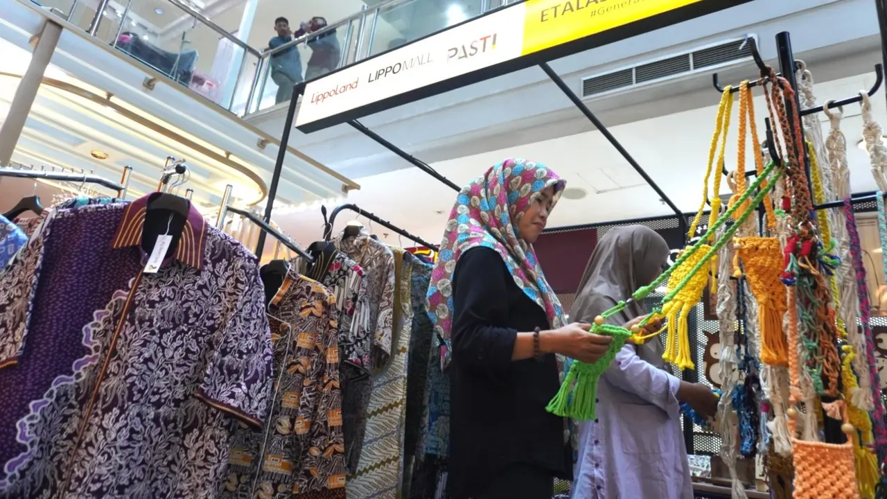 Lippo Cikarang aktif menjalin kolaborasi dengan pelaku Usaha Mikro, Kecil, dan Menengah (UMKM) di Kabupaten Bekasi. Di antaranya melalui Pelatihan UMKM “Macrame Bikin Bangga”. (Dok Lippo)