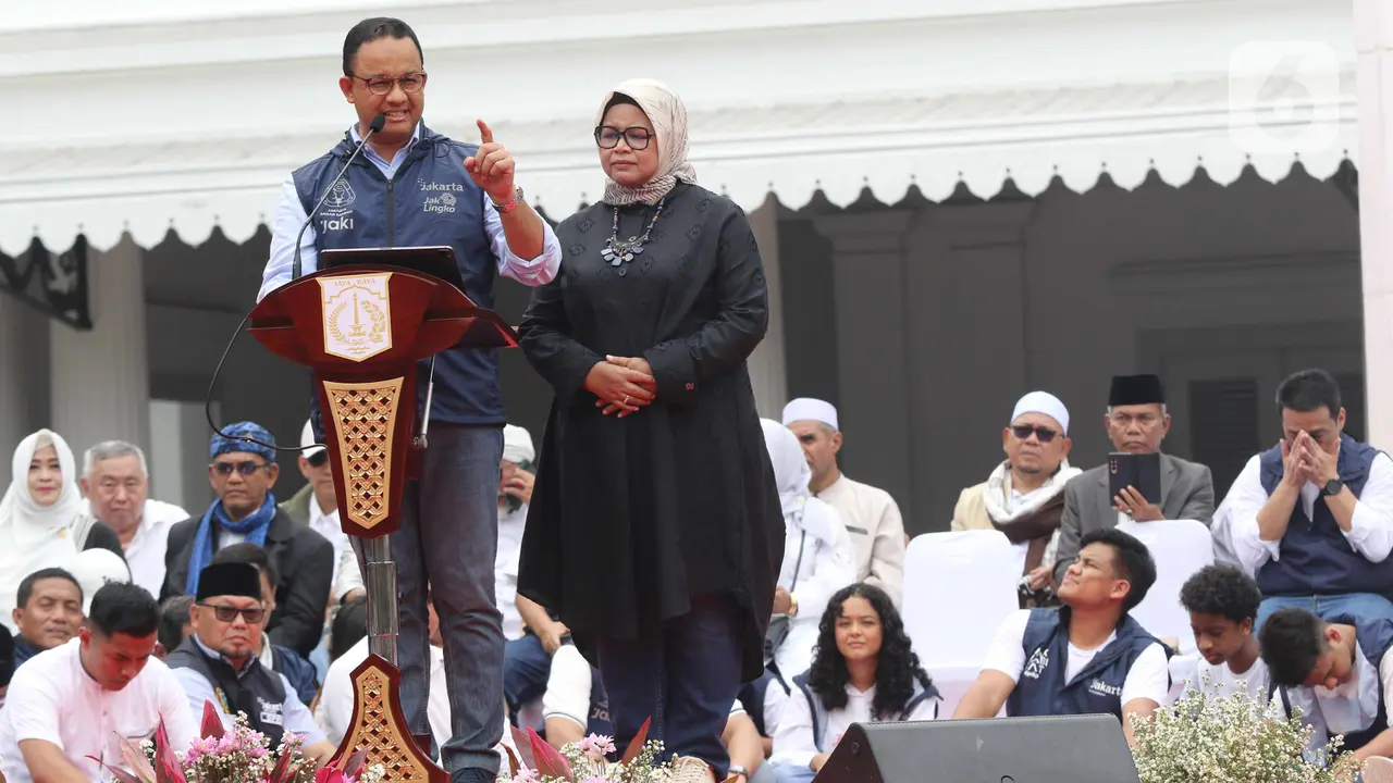 Momen Perpisahan Anies Baswedan dan Ahmad Riza Patria di Balaikota Jakarta