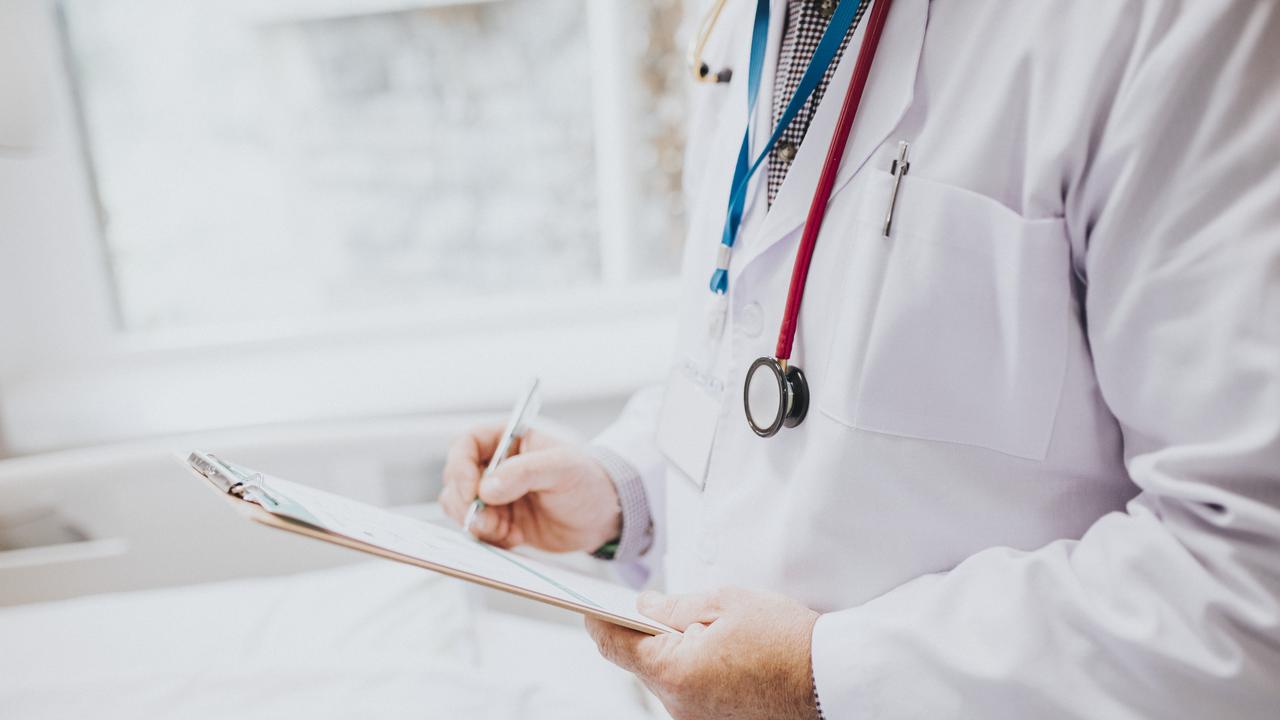 Bermodal Data Curian, Begini Kronologi Kasus Dokter Gadungan di RS PHC Surabaya